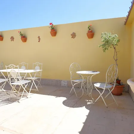 Privilegio Bed & Breakfast 3*